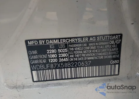 2008 Mercedes-Benz E 350 4Matic z USA, uszkodzony, nr VIN WDBUF87X58B220637